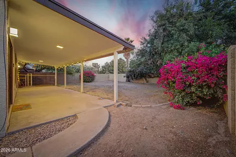 Exterior - 5347 E Greenway St, Mesa, AZ 85205 photo 2 of 10