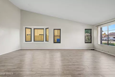 Living - 5347 E Greenway St, Mesa, AZ 85205 photo 2 of 15
