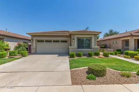 374 W Lyle Ave, San Tan Valley, AZ 85140