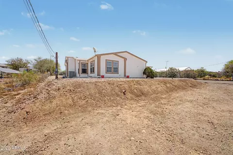 Exterior - 1863 S Vaquero Rd, Apache Junction, AZ 85119 photo 2 of 4