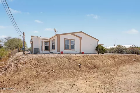Exterior - 1863 S Vaquero Rd, Apache Junction, AZ 85119 photo 1 of 4