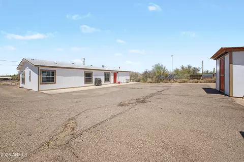 Exterior - 1863 S Vaquero Rd, Apache Junction, AZ 85119 photo 3 of 4