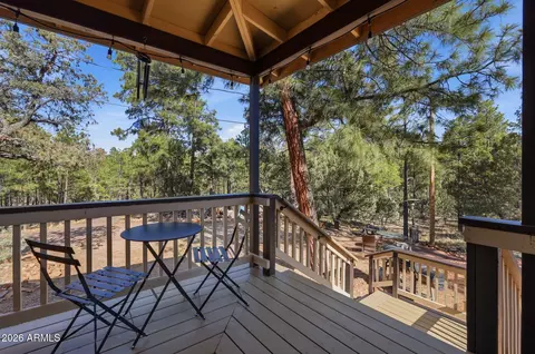 Exterior - 2060 Gilbert Ln, Overgaard, AZ 85933 photo 8 of 20