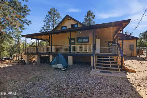 Exterior - 2060 Gilbert Ln, Overgaard, AZ 85933 photo 5 of 20