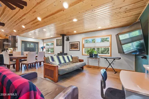 Living - 2060 Gilbert Ln, Overgaard, AZ 85933 photo 3 of 3