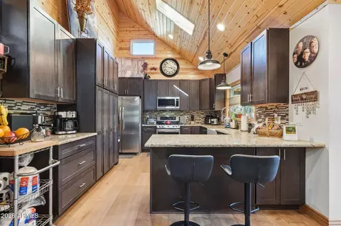 Kitchen - 2060 Gilbert Ln, Overgaard, AZ 85933 photo 1 of 6
