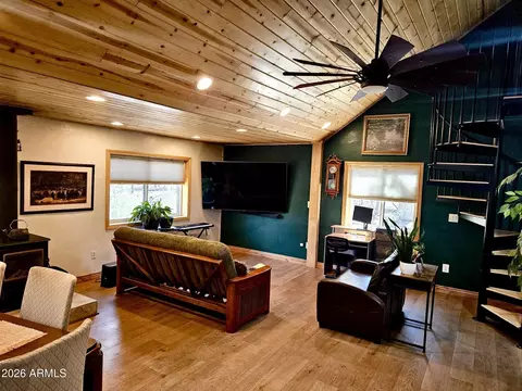 Living - 2060 Gilbert Ln, Overgaard, AZ 85933 photo 2 of 3