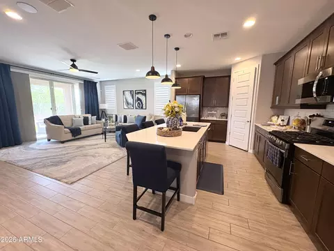 455 E Shellie Ct, Casa Grande, AZ 85122