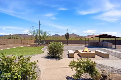 Exterior - 40724 N Central Ave, Phoenix, AZ 85086 photo 1 of 4