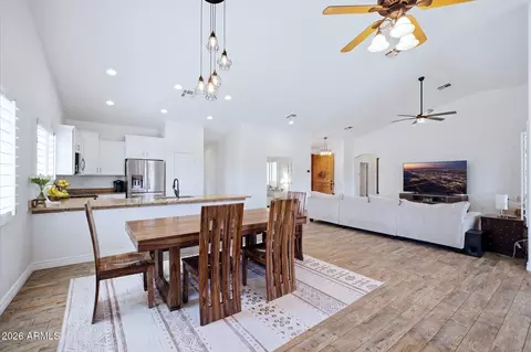 Dining - 40724 N Central Ave, Phoenix, AZ 85086 photo 2 of 2