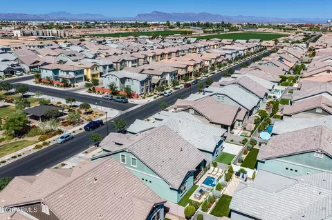 View/Area - 4239 E Boston St, Gilbert, AZ 85295 photo 3 of 12
