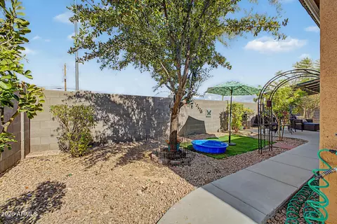 Exterior - 2677 S Conestoga Rd, Apache Junction, AZ 85119 photo 4 of 10