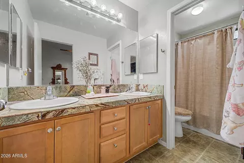 Bath - 2677 S Conestoga Rd, Apache Junction, AZ 85119 photo 1 of 2