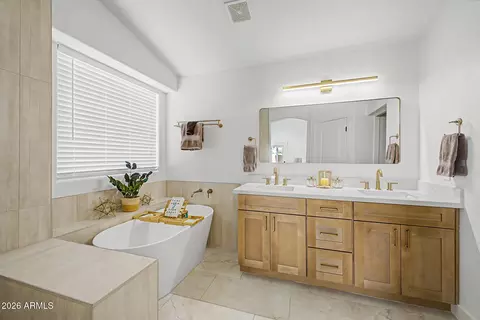 Bath - 7847 E Osage Ave, Mesa, AZ 85212 photo 2 of 4