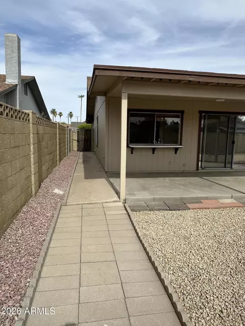 Exterior - 4808 N 63rd Dr, Phoenix, AZ 85033 photo 1 of 6