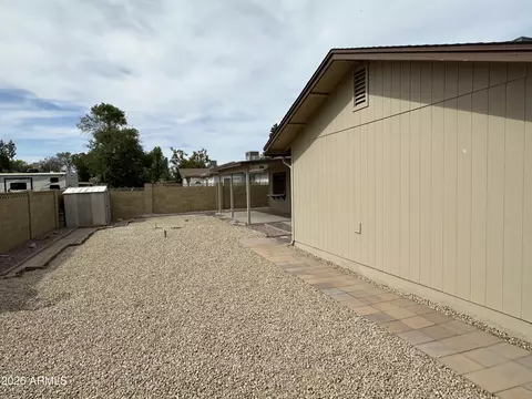 Exterior - 4808 N 63rd Dr, Phoenix, AZ 85033 photo 4 of 6