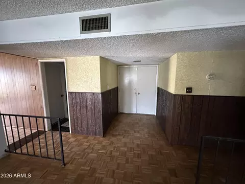 Entry Way - 4808 N 63rd Dr, Phoenix, AZ 85033 photo 4 of 4