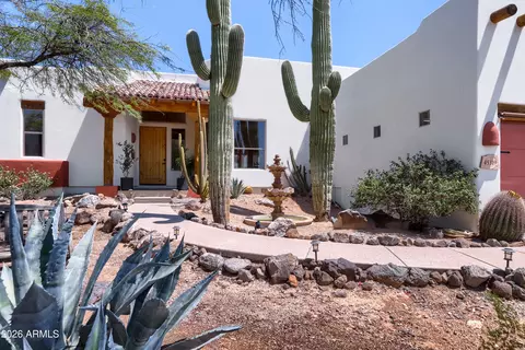45319 N 18th St, New River, AZ 85087