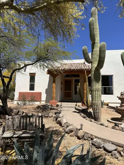 45319 N 18th St, New River, AZ 85087