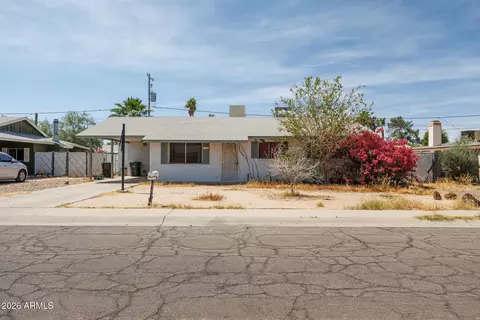 725 E Manor Dr, Casa Grande, AZ 85122