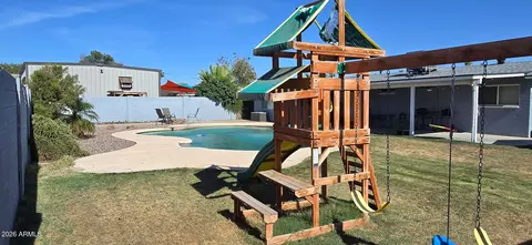 Exterior - 1860 E Dunbar Dr, Tempe, AZ 85282 photo 4 of 8