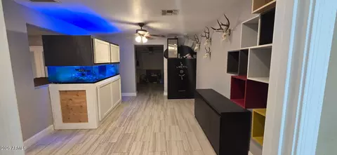 Entry Way - 1860 E Dunbar Dr, Tempe, AZ 85282 photo 3 of 4