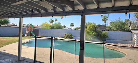 Exterior - 1860 E Dunbar Dr, Tempe, AZ 85282 photo 8 of 8