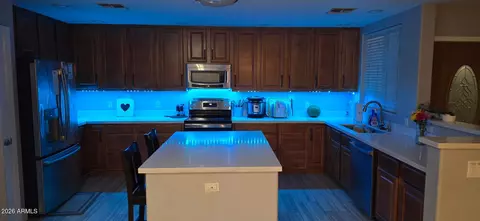 Kitchen - 1860 E Dunbar Dr, Tempe, AZ 85282 photo 5 of 5