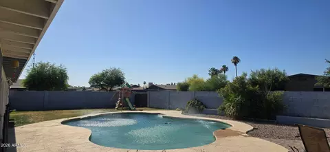 Exterior - 1860 E Dunbar Dr, Tempe, AZ 85282 photo 6 of 8