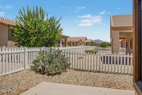 Exterior - 2101 S Meridian Rd #274, Apache Junction, AZ 85120 photo 8 of 10