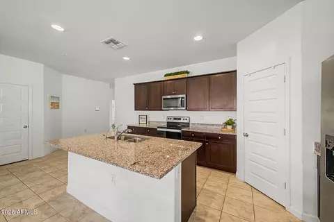 Kitchen - 3229 W Shanley Ave, Apache Junction, AZ 85120 photo 2 of 3