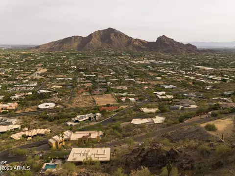 5743 E Glen Dr #12, Paradise Valley, AZ 85253