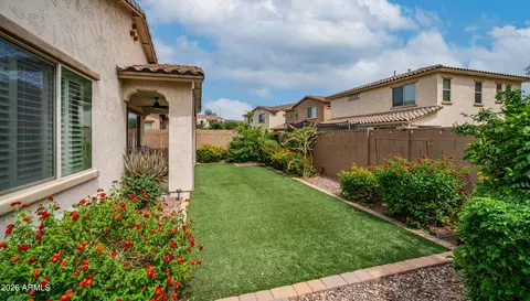 Exterior - 8611 E Desert Ln, Mesa, AZ 85209 photo 5 of 6