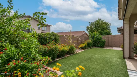 Exterior - 8611 E Desert Ln, Mesa, AZ 85209 photo 4 of 6