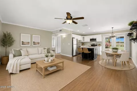 2310 E Betty Elyse Ln, Phoenix, AZ 85022
