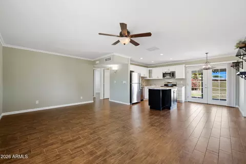 Living - 2310 E Betty Elyse Ln, Phoenix, AZ 85022 photo 4 of 4