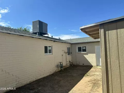 Exterior - 3502 E Taylor St, Phoenix, AZ 85008 photo 6 of 7