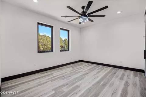2755 W Villa Loop, Show Low, AZ 85901