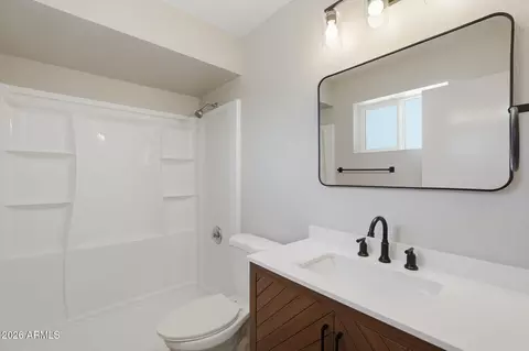 Bath - 2519 E Anderson Dr, Phoenix, AZ 85032 photo 1 of 2