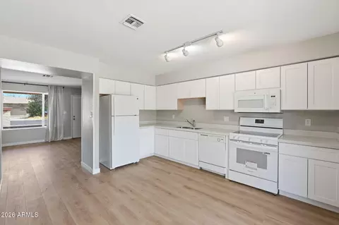 Kitchen - 2519 E Anderson Dr, Phoenix, AZ 85032 photo 1 of 2