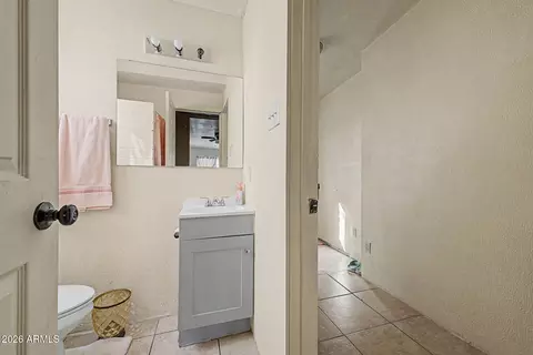 Entry Way - 924 E Granada Ave, Apache Junction, AZ 85119 photo 1 of 1