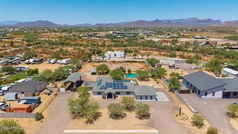 View/Area - 1240 E Paint Your Wagon Trl, Phoenix, AZ 85085 photo 1 of 3