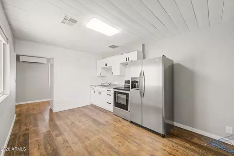 Kitchen - 1240 E Paint Your Wagon Trl, Phoenix, AZ 85085 photo 4 of 4