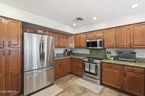 Kitchen - 2854 E Mallory St, Mesa, AZ 85213 photo 2 of 4