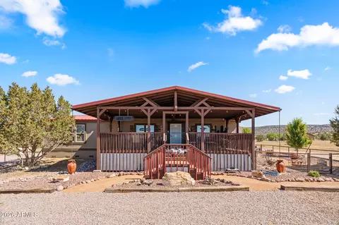 610 W Valleri Ann Rd, Paulden, AZ 86334