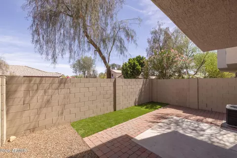 Exterior - 2150 E Bell Rd #1136, Phoenix, AZ 85022 photo 5 of 5