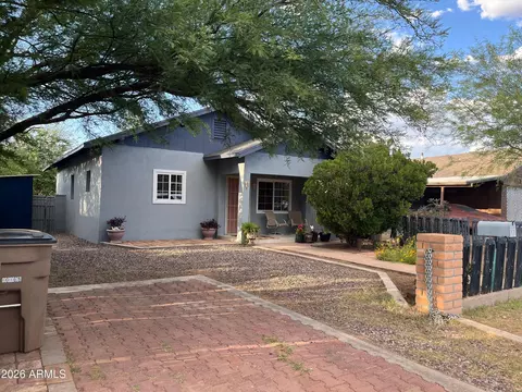 920 E 19th St, Douglas, AZ 85607