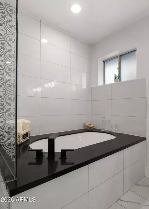 Bath - 5770 E 22nd Ave, Apache Junction, AZ 85119 photo 5 of 15
