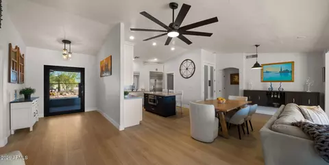 Entry Way - 5770 E 22nd Ave, Apache Junction, AZ 85119 photo 3 of 5