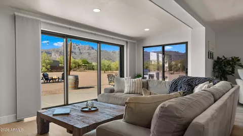 Living - 5770 E 22nd Ave, Apache Junction, AZ 85119 photo 3 of 5
